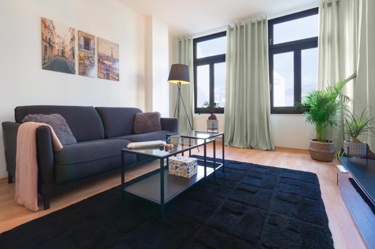 Ruhige Wohnung In Zentraler Lage - Quiet Flat In A Central Location Magdeburg Dış mekan fotoğraf